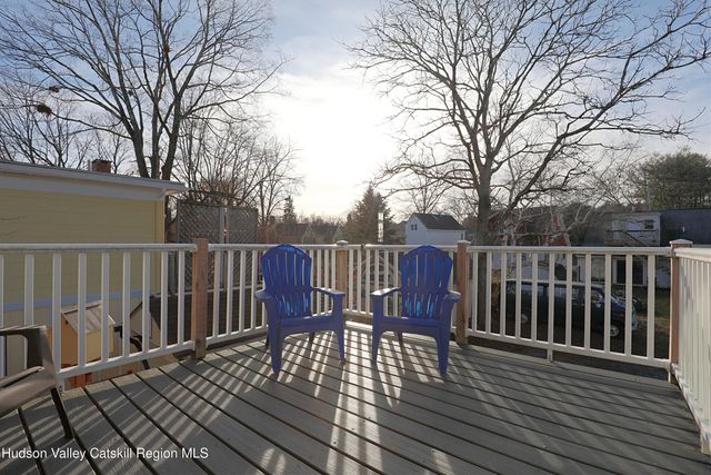 353 Washington Avenue, Kingston, NY 12401