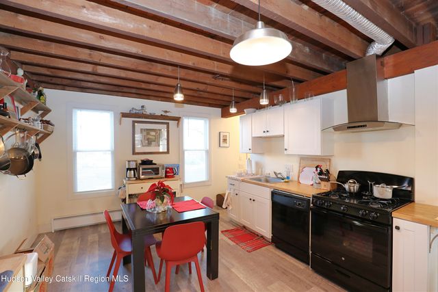 353 Washington Avenue, Kingston, NY 12401