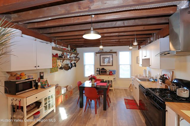 353 Washington Avenue, Kingston, NY 12401