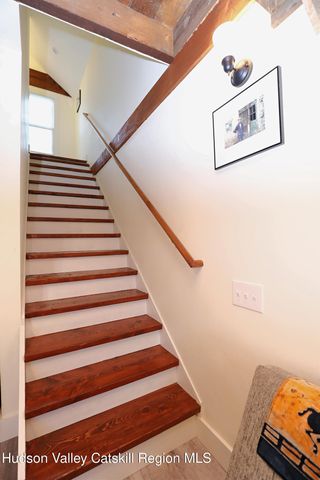 353 Washington Avenue, Kingston, NY 12401