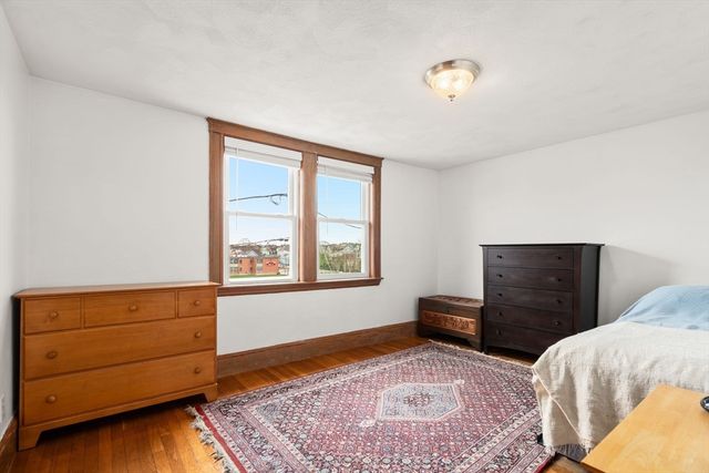 4 Edwin St, Quincy, MA 02171