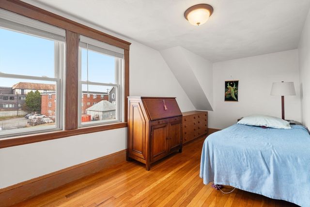 4 Edwin St, Quincy, MA 02171