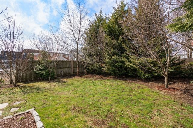 4 Edwin St, Quincy, MA 02171