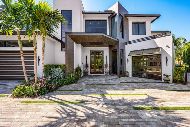 117 Thatch Palm Cove, Boca Raton, FL 33432