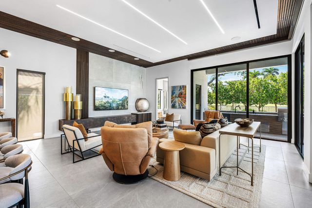 117 Thatch Palm Cove, Boca Raton, FL 33432