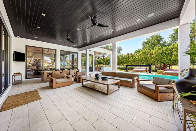 117 Thatch Palm Cove, Boca Raton, FL 33432