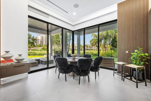 117 Thatch Palm Cove, Boca Raton, FL 33432