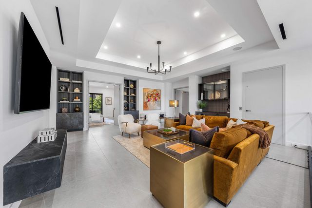 117 Thatch Palm Cove, Boca Raton, FL 33432