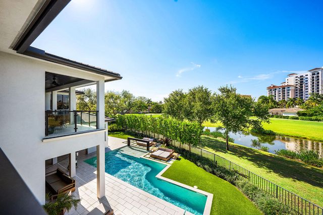 117 Thatch Palm Cove, Boca Raton, FL 33432