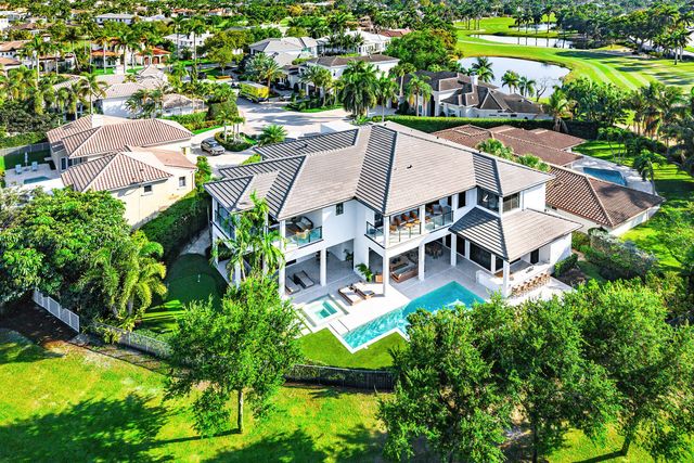 117 Thatch Palm Cove, Boca Raton, FL 33432