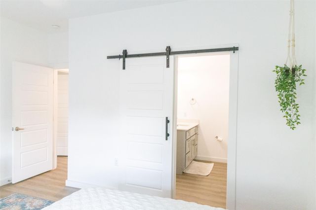 12500 Lamppost LN 16, Austin, TX 78727