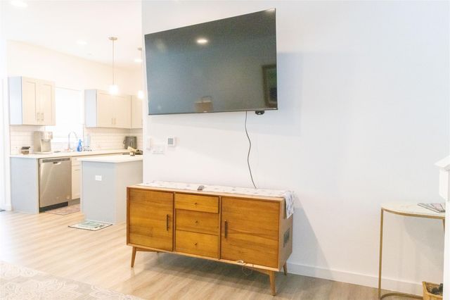 12500 Lamppost LN 16, Austin, TX 78727