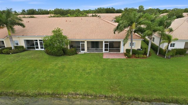 2340 Windjammer Way, West Palm Beach, FL 33411