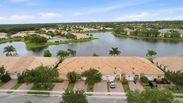 2340 Windjammer Way, West Palm Beach, FL 33411