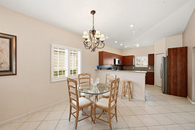 2340 Windjammer Way, West Palm Beach, FL 33411