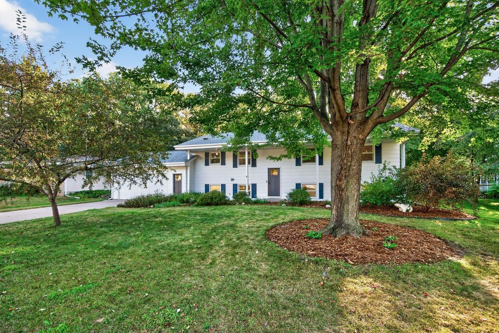 3435 Glen Oaks Avenue, White Bear Lake, MN 55110
