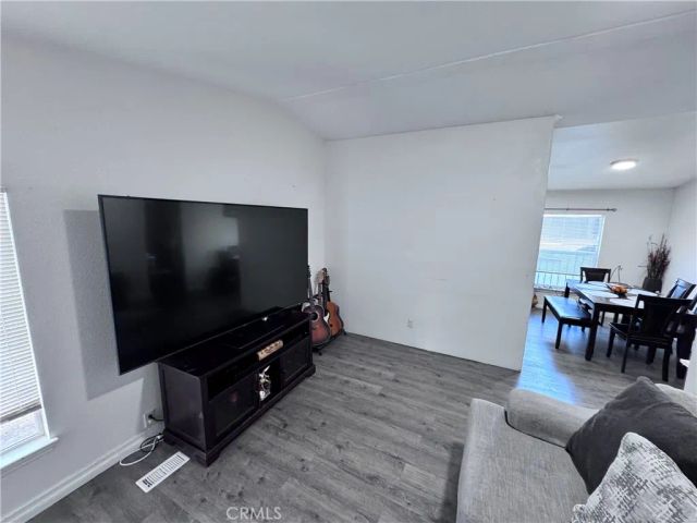 6130 Camino Real 307, Jurupa Valley, CA 92509