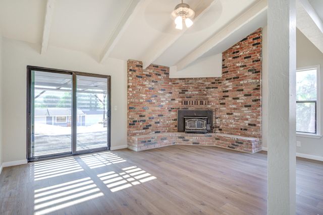 8947 Olney Park Drive, Redding, CA 96001
