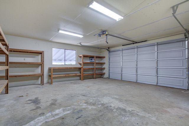 8947 Olney Park Drive, Redding, CA 96001