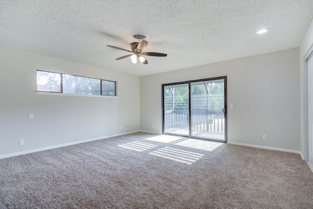 8947 Olney Park Drive, Redding, CA 96001