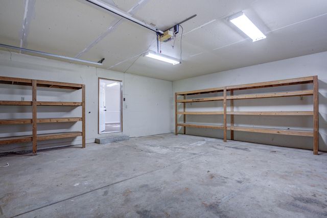 8947 Olney Park Drive, Redding, CA 96001