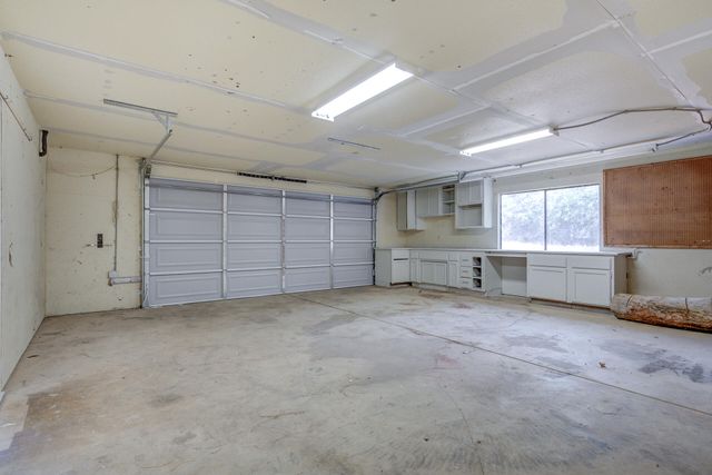 8947 Olney Park Drive, Redding, CA 96001