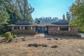 8947 Olney Park Drive, Redding, CA 96001