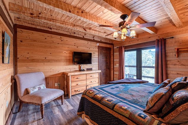 359 Whispering Wind Trail, Topton, NC 28781