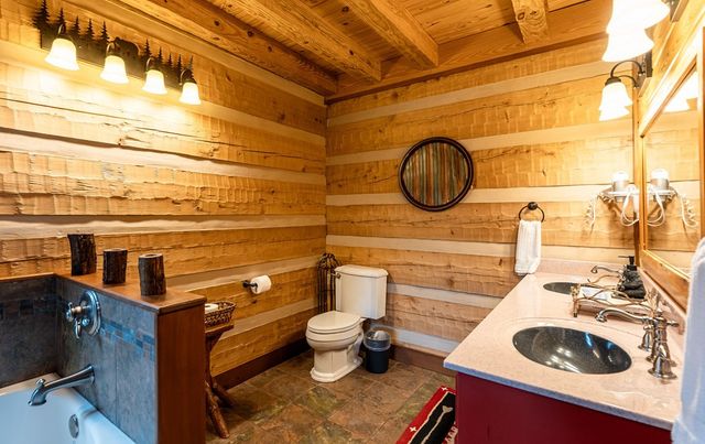 359 Whispering Wind Trail, Topton, NC 28781
