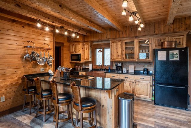 359 Whispering Wind Trail, Topton, NC 28781