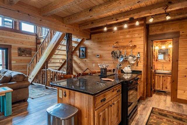 359 Whispering Wind Trail, Topton, NC 28781