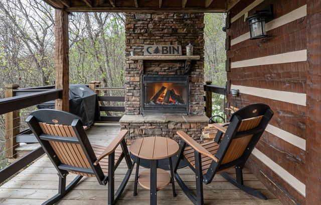 359 Whispering Wind Trail, Topton, NC 28781