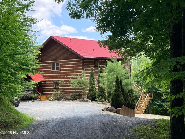 359 Whispering Wind Trail, Topton, NC 28781