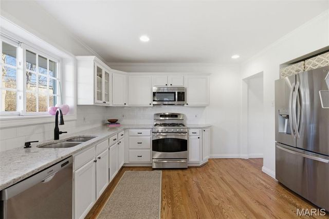 829 Renderer Drive, St Louis, MO 63122