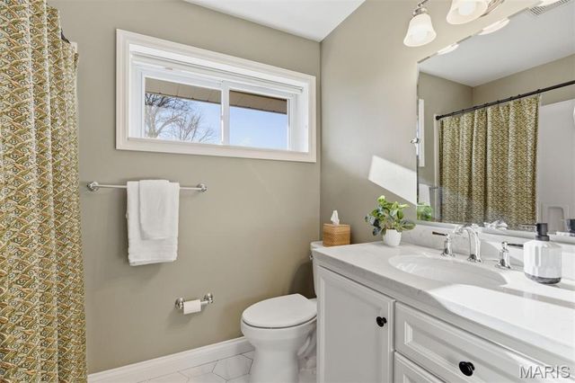 829 Renderer Drive, St Louis, MO 63122