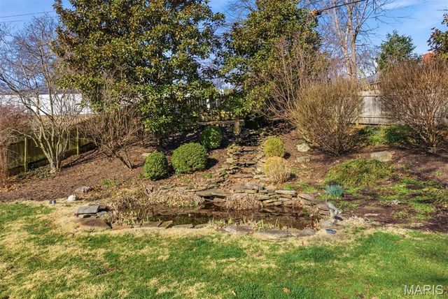 829 Renderer Drive, St Louis, MO 63122