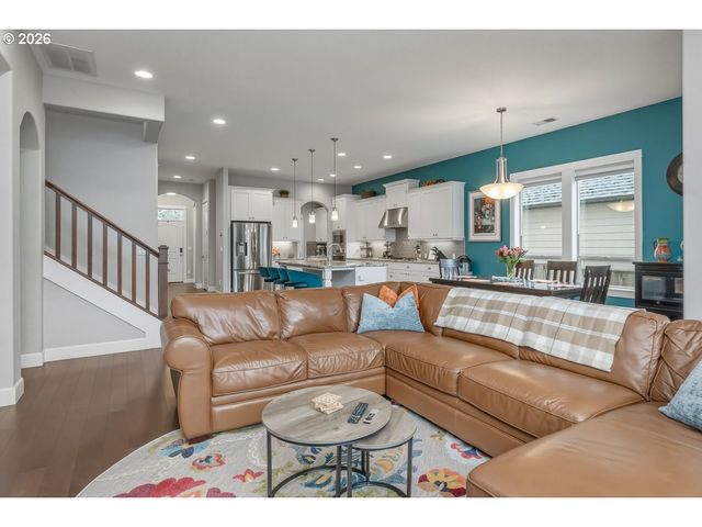 6541 Se KETCHUM St, Milwaukie, OR 97267