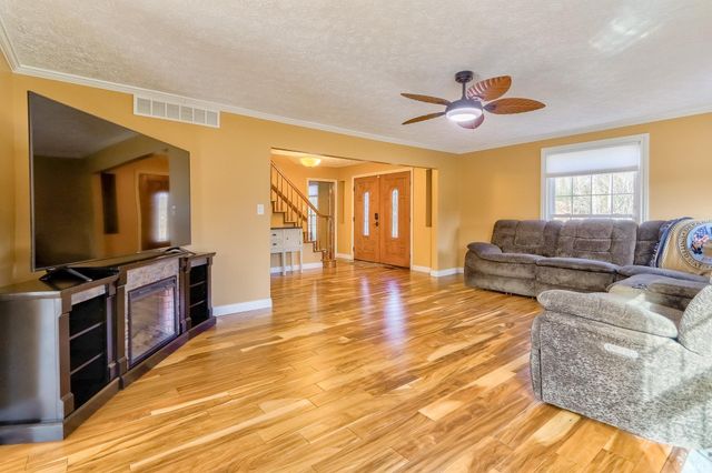 1730 Orchard Road, Evansville, IN 47720