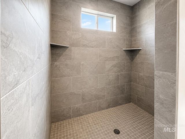 1153 S Recess Way, Kuna, ID 83634