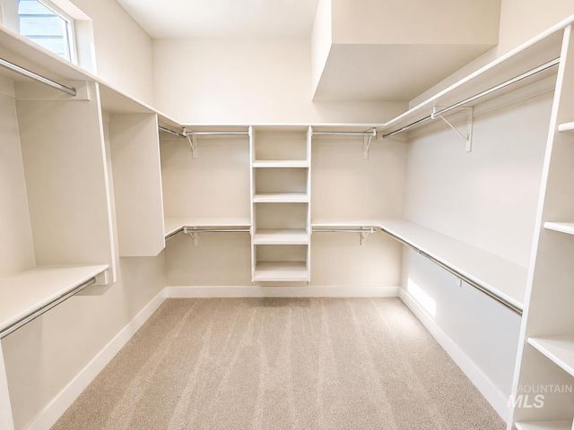 1153 S Recess Way, Kuna, ID 83634