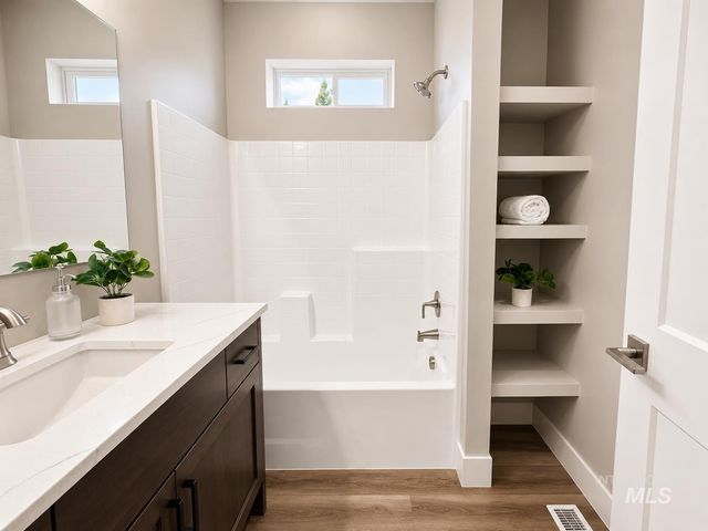 1153 S Recess Way, Kuna, ID 83634