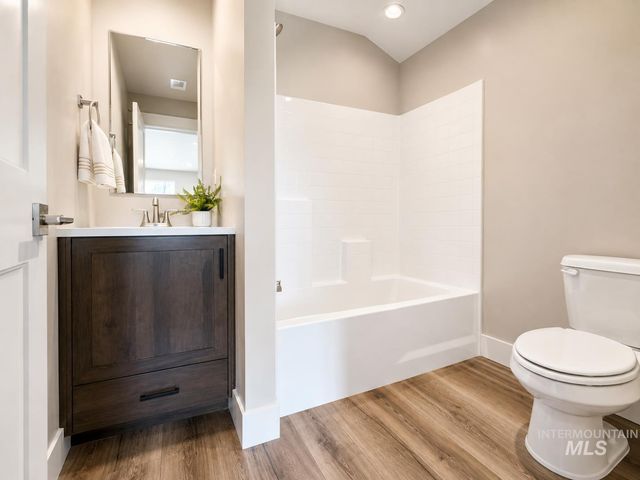 1153 S Recess Way, Kuna, ID 83634