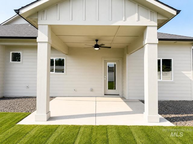 1153 S Recess Way, Kuna, ID 83634