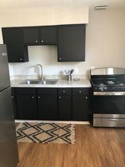 2606 Barbee 8, Houston, TX 77004