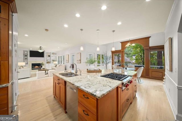 3043 Sawyer Trace NW, Marietta, GA 30066