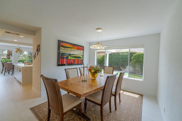 39626 Sweetwater Drive, Palm Desert, CA 92211