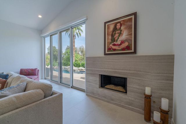 39626 Sweetwater Drive, Palm Desert, CA 92211