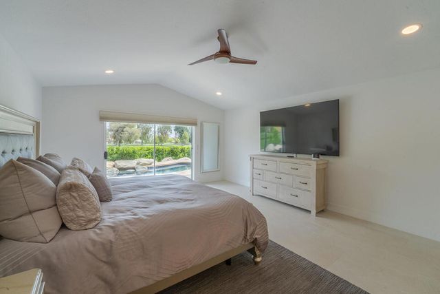 39626 Sweetwater Drive, Palm Desert, CA 92211