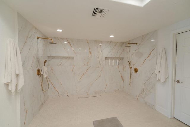 39626 Sweetwater Drive, Palm Desert, CA 92211