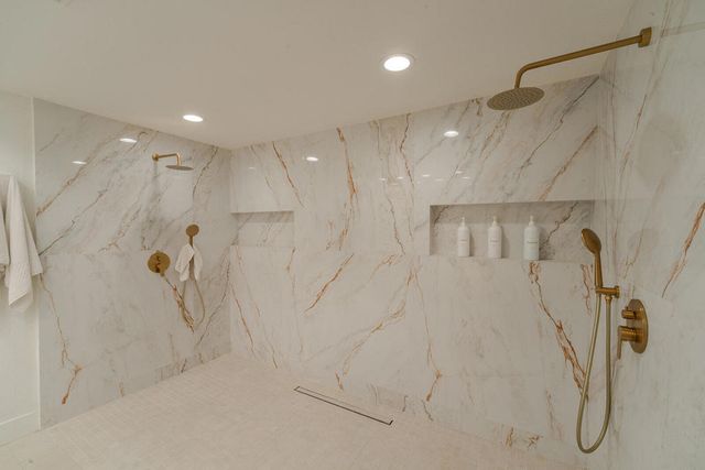 39626 Sweetwater Drive, Palm Desert, CA 92211